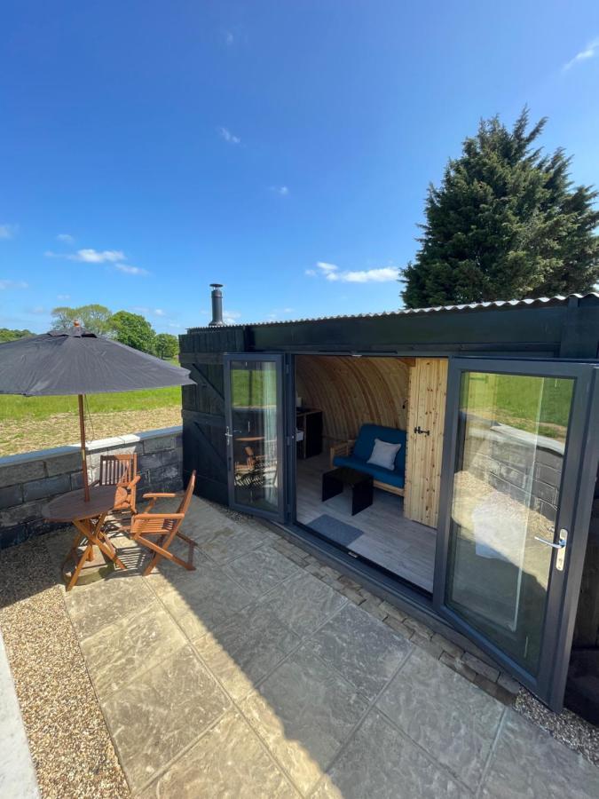 Henny Riverside Glamping Sudbury  Exterior photo